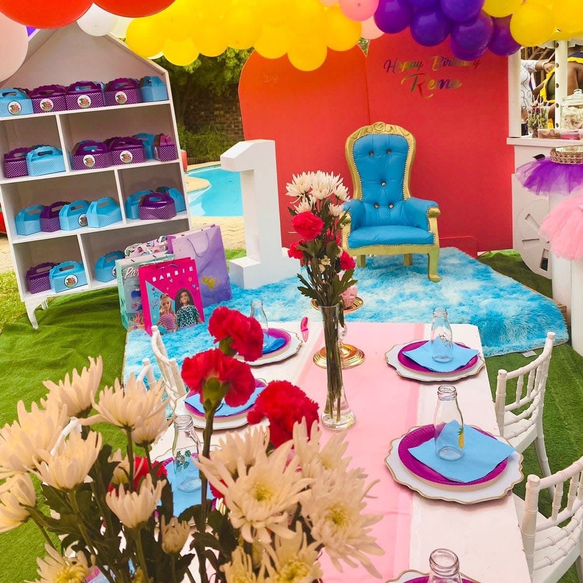 Décor Setup 2